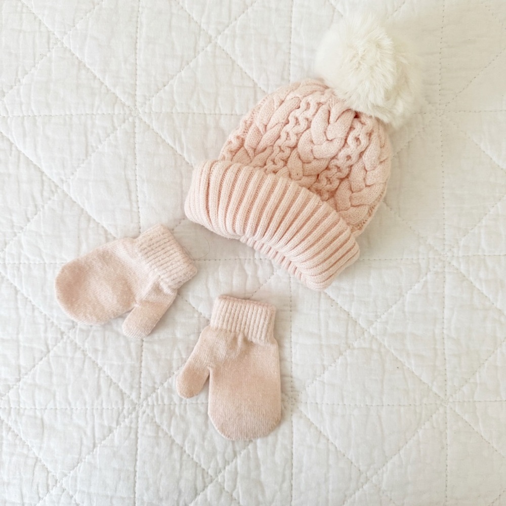 Laura Ashley Pink White Knit Hat Mittens Set 12-24 Months - Picture 2 of 3